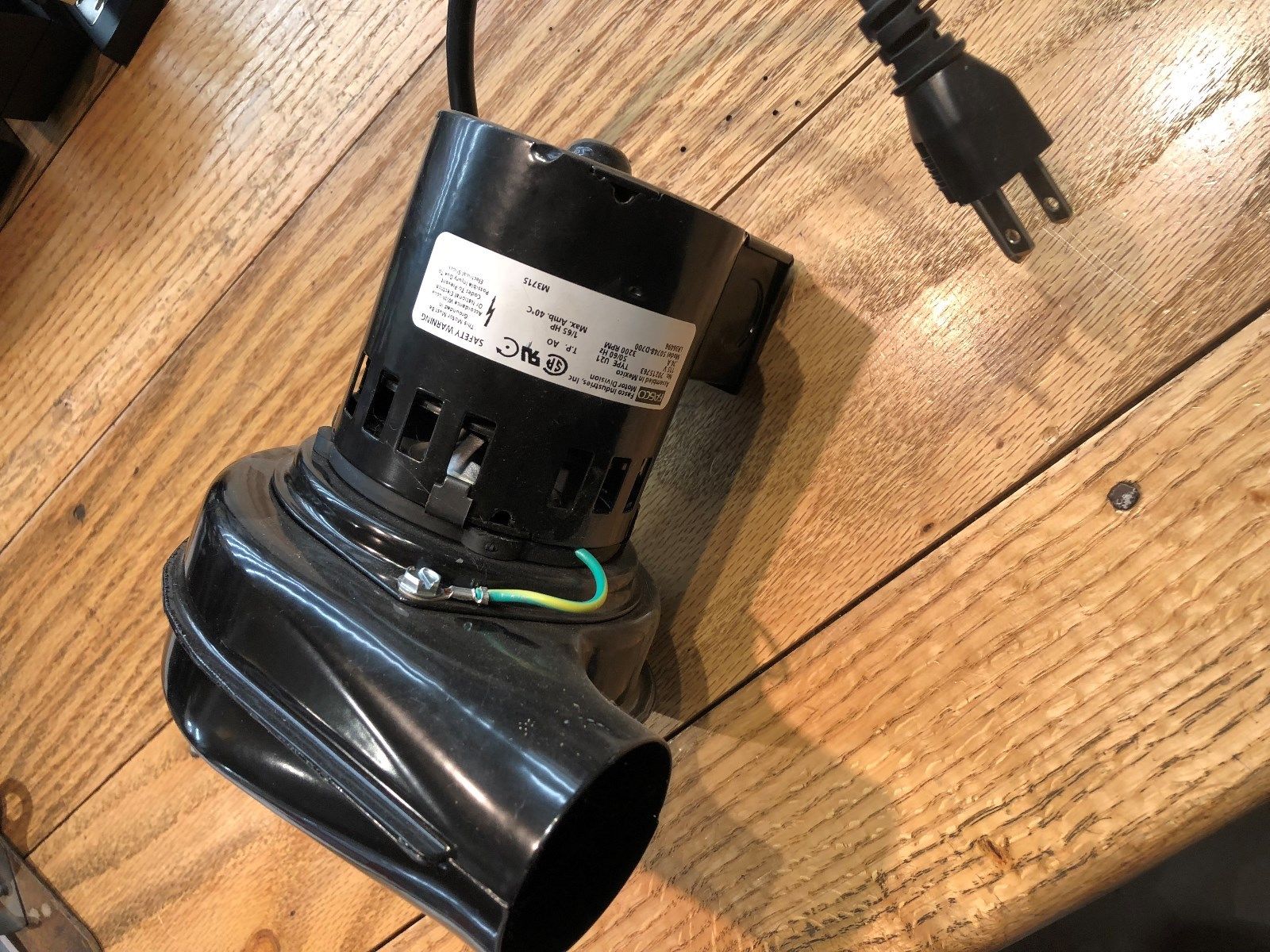 Ventilador De Estufa Alimentado Por Calor Con Termómetro De 5 Cuchillas